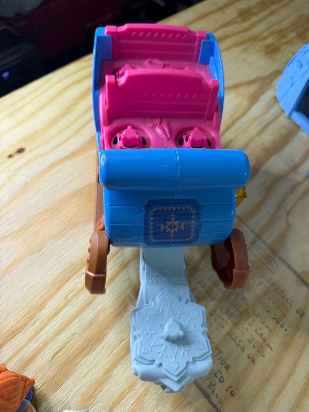 Fisher Price Little People Disney Frozen Elsa Ice Palace Sleigh Anna Olaf Sven - Picture 5 of 6